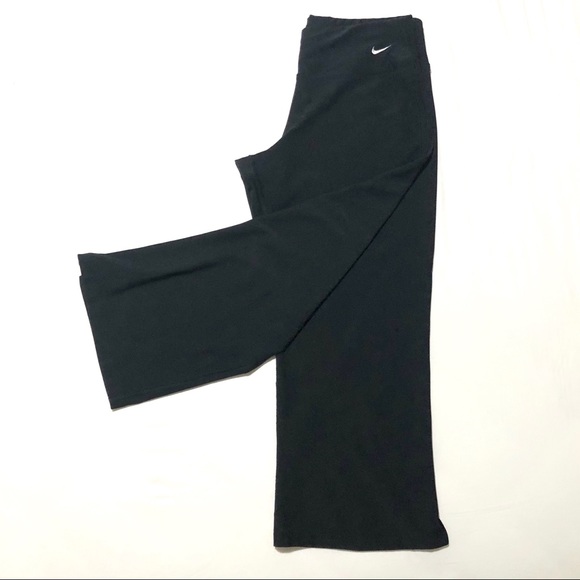 Nike Fit Dry Wide Legged Capri Cropped Leggings - Picture 7 of 8